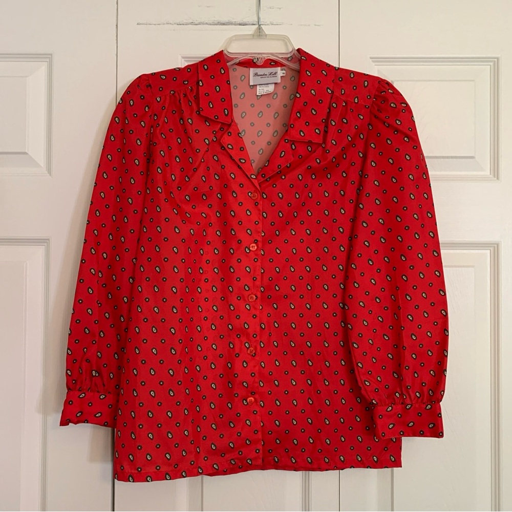 Brandon Hall Vintage Size 10 Women’s Long Sleeve Red Paisley Blouse.   M1
